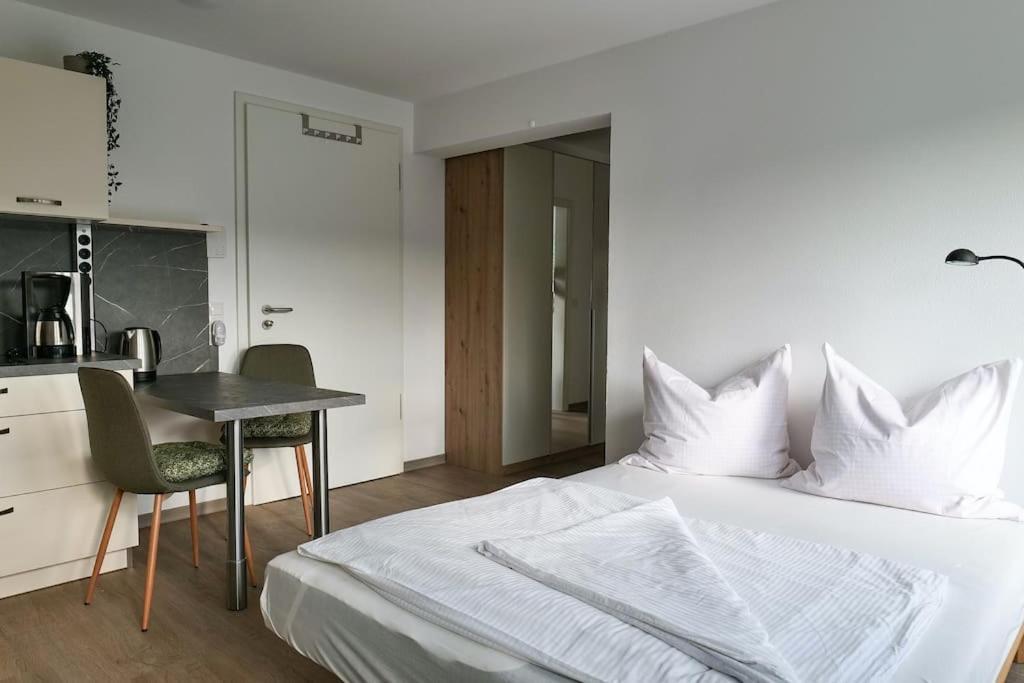 Wunderschoene Ferienwohnung Mit Balkon In Aue เอาเออ ภายนอก รูปภาพ