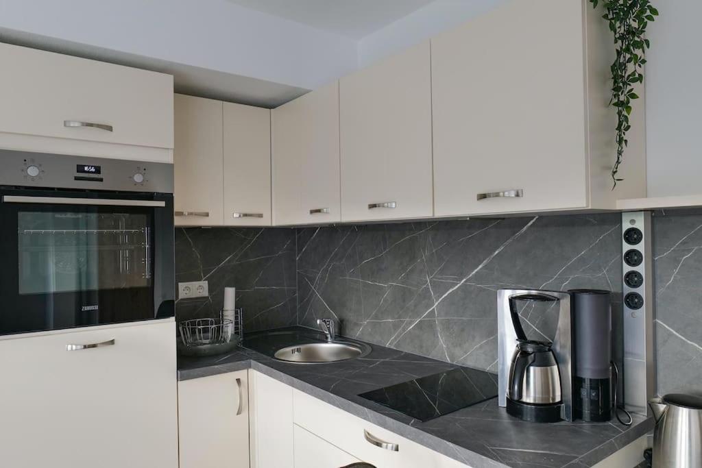 Wunderschoene Ferienwohnung Mit Balkon In Aue เอาเออ ภายนอก รูปภาพ